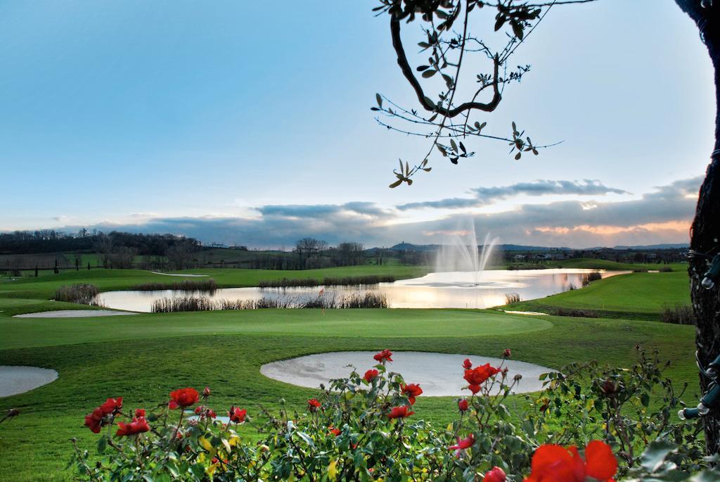 Garda Hotel San Vigilio Golf Pozzolengo Buitenkant foto
